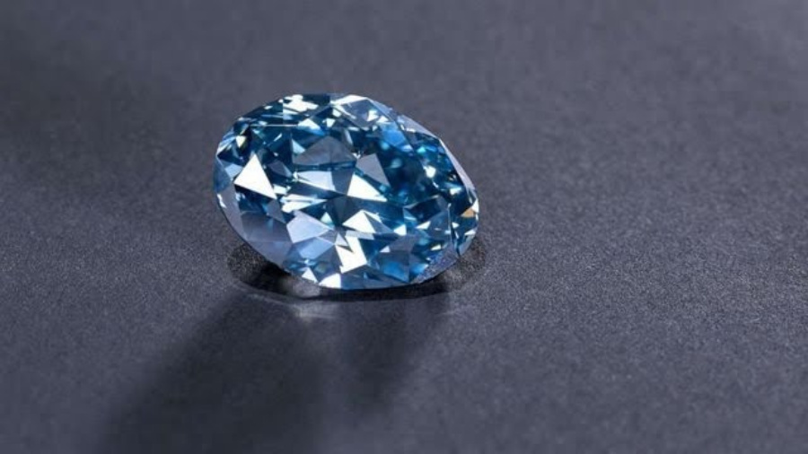 Viên kim cương xanh lớn nhất thế giới
