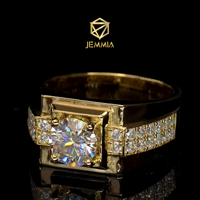 Nhẫn kim cương nam vàng 18k giá bao nhiêu?