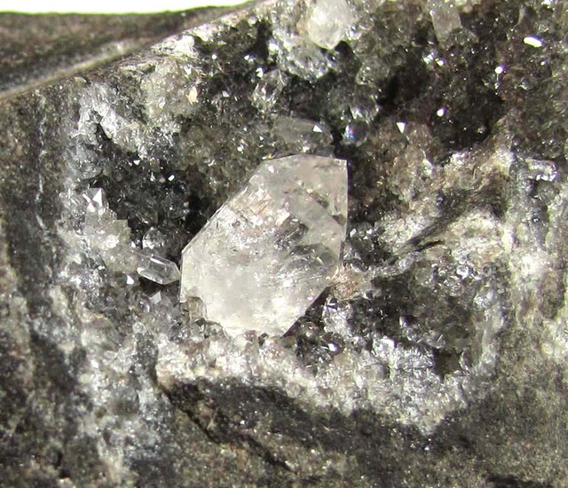 Kim cương herkimer là gì?