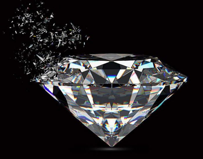 Giá kim cương ổn định hơn các loại đá quý khác