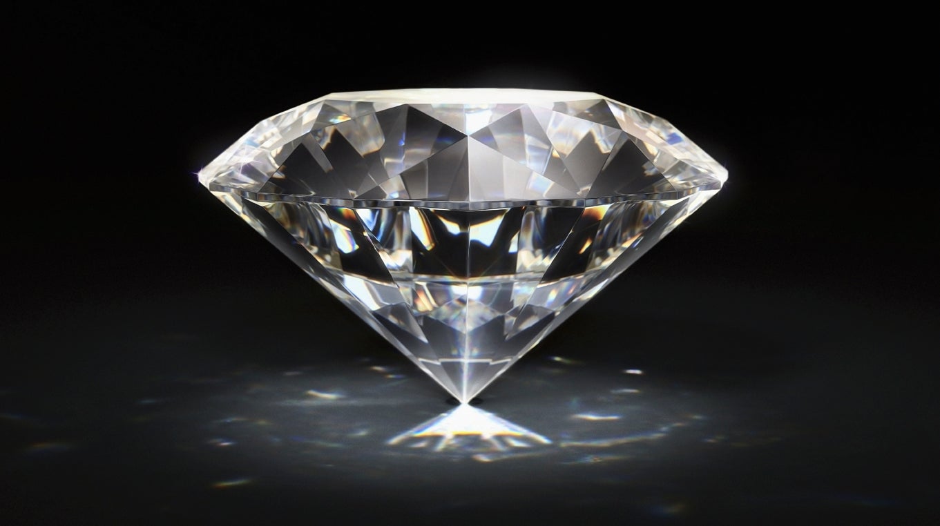 Phải chăng nhẫn kim cương ở Việt Nam chỉ giới siêu giàu mới mua ...