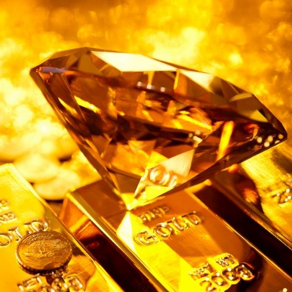 Vì sao Mỹ khó ngăn chặn dòng chảy kim cương và vàng từ Nga?