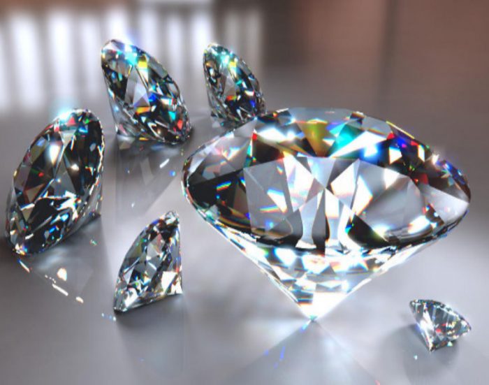 Viên kim cương có bao nhiêu cạnh