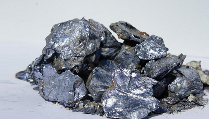 kim cương và than chì là các dạng thù hình của nguyên tố