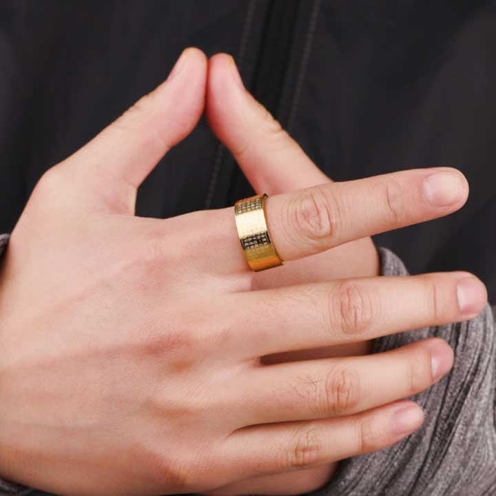 LGBT đeo nhẫn ngón nào