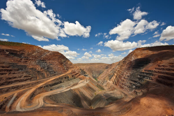 Mỏ kim cương Catoca chịu trách nhiệm cho 75% tổng sản lượng của tập đoàn Angola