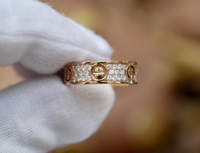 Tìm hiểu nhẫn Cartier kim cương là gì?