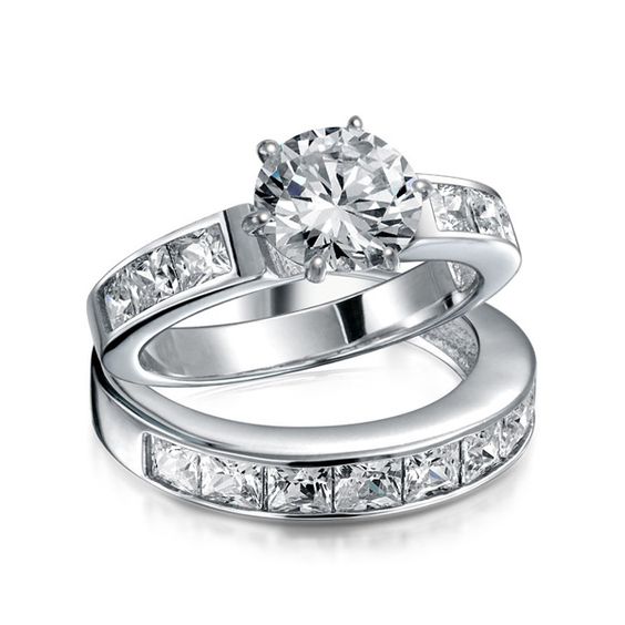 Nhẫn cưới kim cương kiểu Hàn Quốc sang trọng 