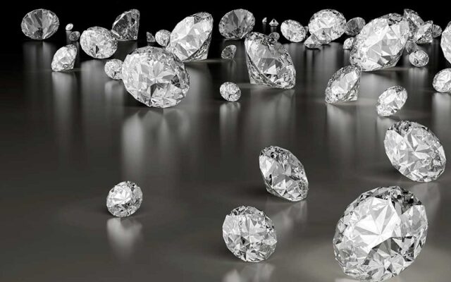 Tại sao kim cương lại đắt