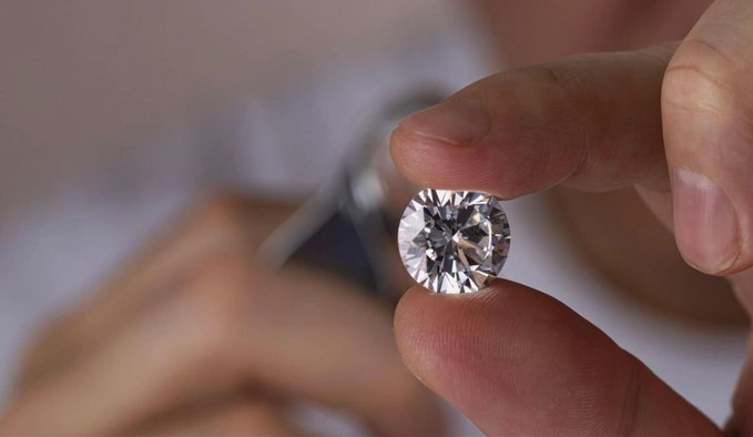 Cách nhận biết kim cương thật