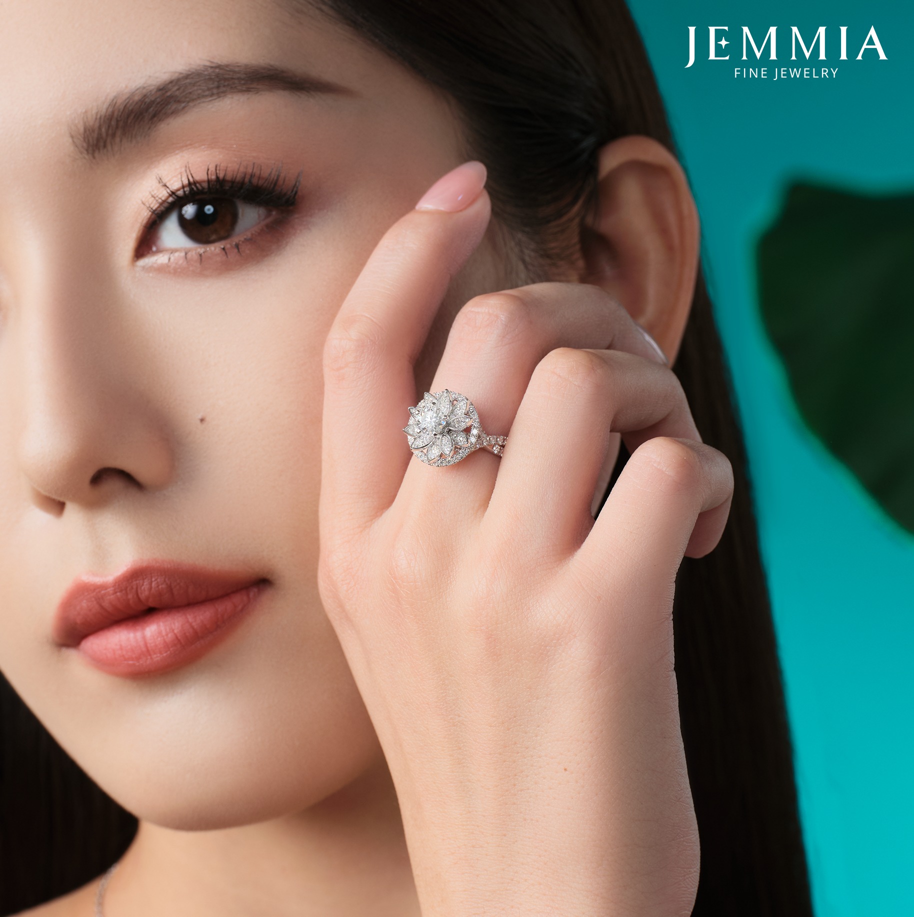 bộ trang sức kim cương "Lotus Essence" JEMMIA