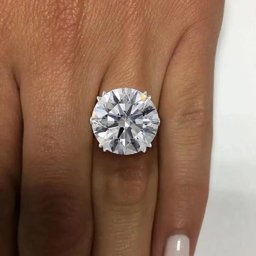 Hình 1: 13 carat kim cương bằng bao nhiêu gam?