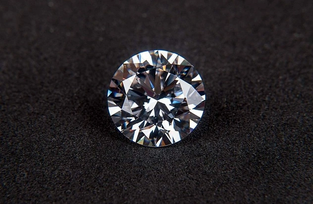 5 carat kim cương tự nhiên