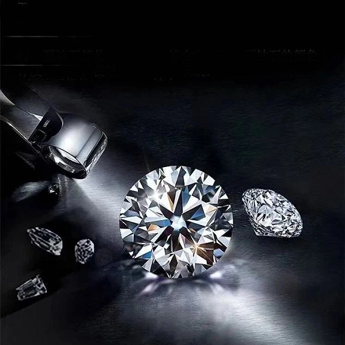 Hình 1: Có 400 triệu thì bạn nên mua kim cương hay gửi tiết kiệm?