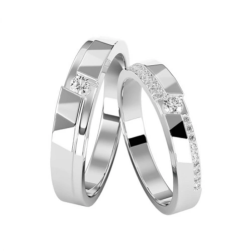 Hình 2: Cặp nhẫn kim cương làm quà tặng kỷ niệm cưới bố mẹ 10 năm siêu đẹp