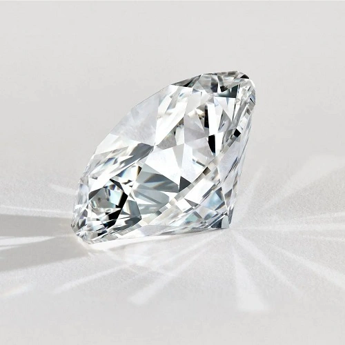 Hình 1: Nên mua kim cương mùng mấy tết?