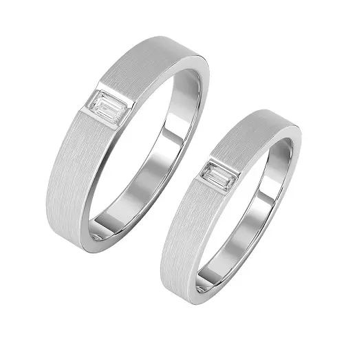 Hình 3: Nhẫn cưới đai nhẫn trơn đính 1 viên tấm đơn giản
