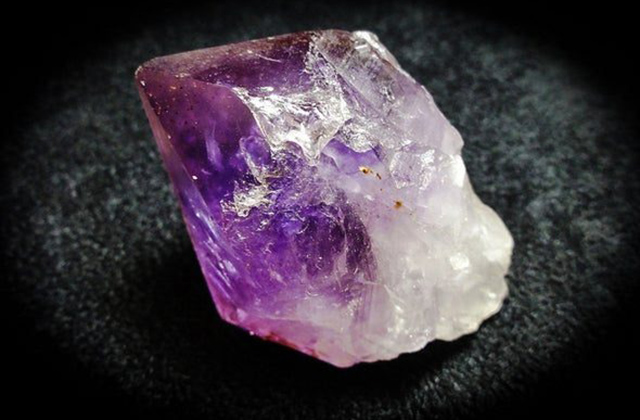 Đá Amethyst được phân bố khắp nơi trên thế giới